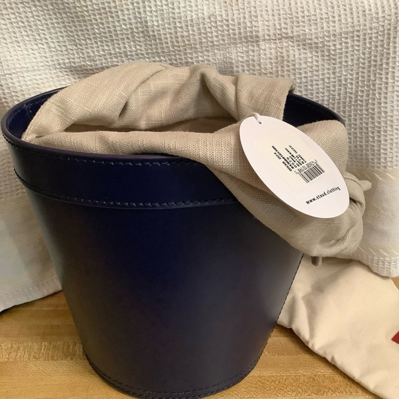 STAUD BRITT LEATHER AND CANVAS BUCKET WOMEN BAG IN NAVY MULTI NWT - Picture 10 of 12